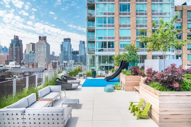 Building Photo - 101 West End Ave