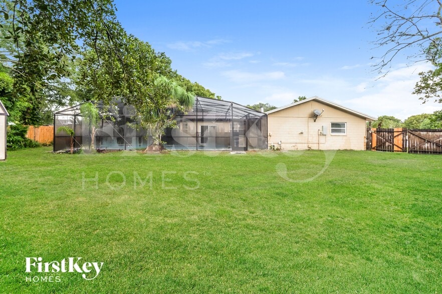 Building Photo - 7039 Pecan Ct