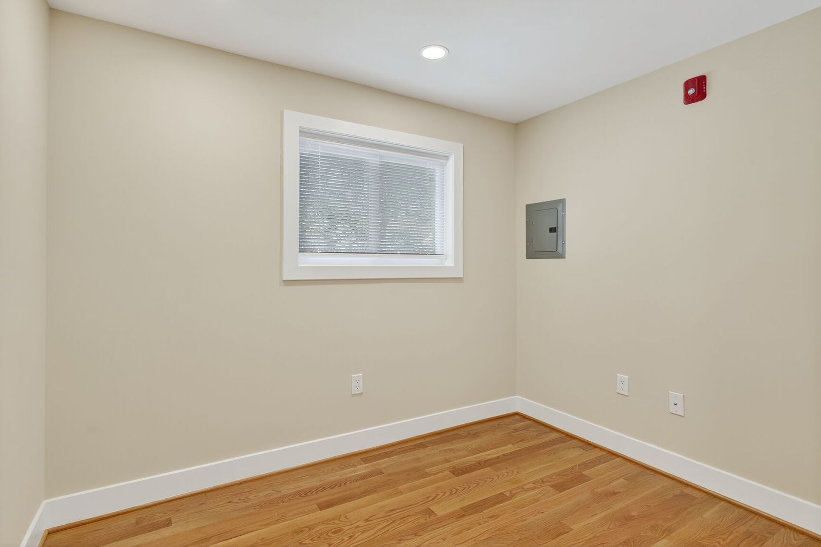 Building Photo - 4438 B St SE