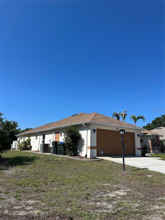 Building Photo - 8171 Rocliff Ave