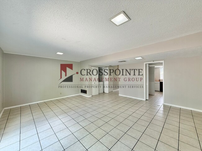 Building Photo - Delmar Dr.  2518/2520