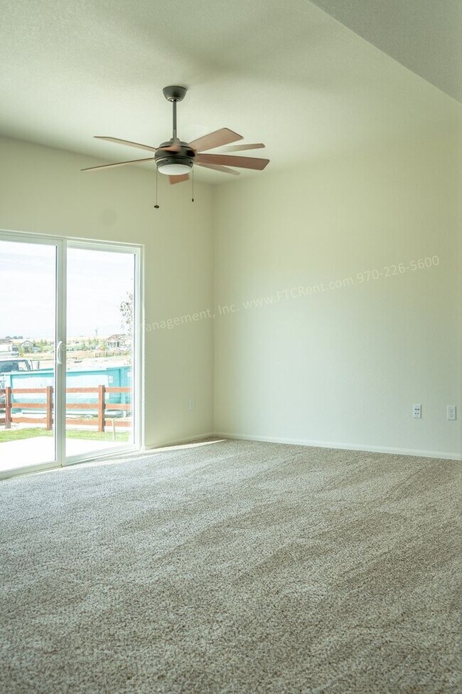 Building Photo - Gorgeous 4-Bed, 2.5 Bath Home in Windsor!