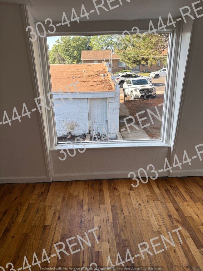 Building Photo - 10625