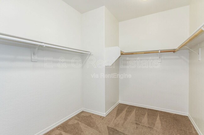 Building Photo - 35082 N Laredo Dr