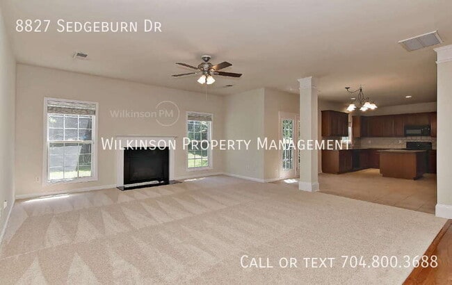Building Photo - 8827 SedgeBurn Dr