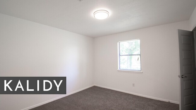 Building Photo - 12809 Buckboard Rd