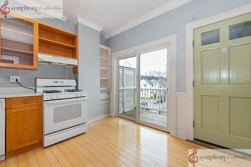 Building Photo - 162 Fuller St