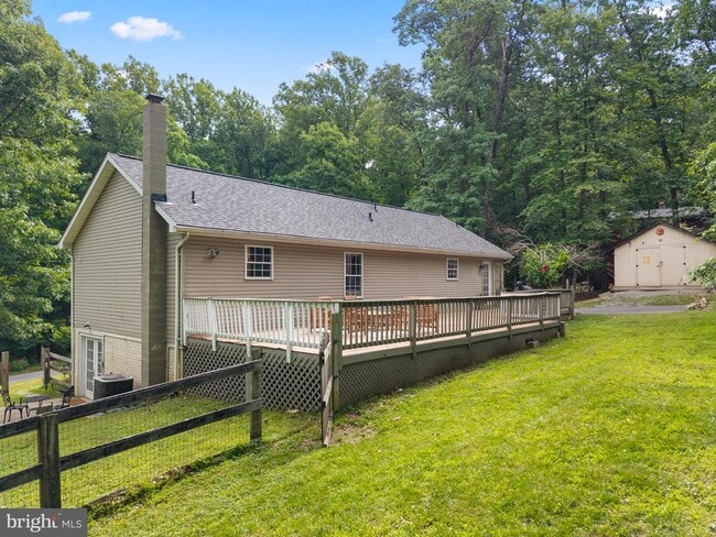 Building Photo - 344 White Mule Ln