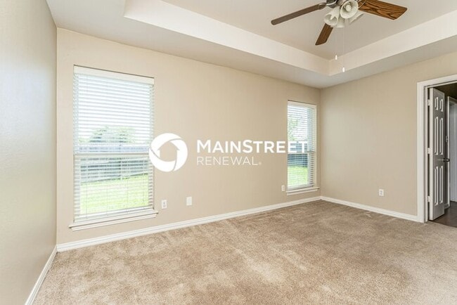 Building Photo - 3 Bedroom Pet-Friendly Home in Crowley, TX...