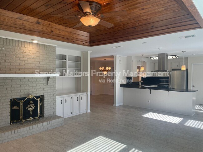 Building Photo - 6341 Dunlieth Pl