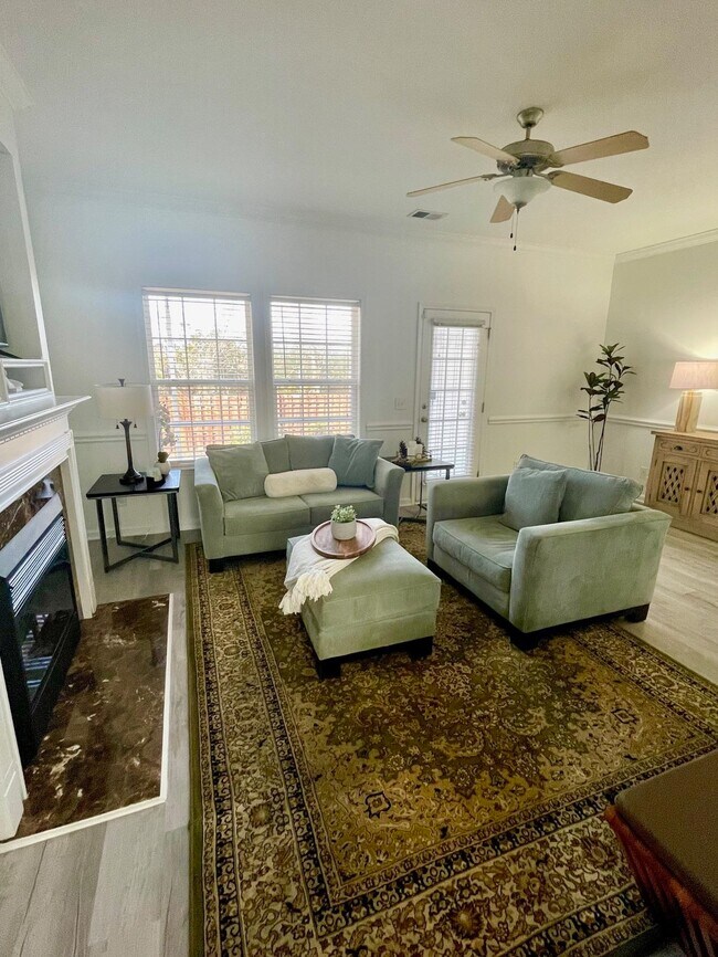 Building Photo - 1698 Low Country Pl