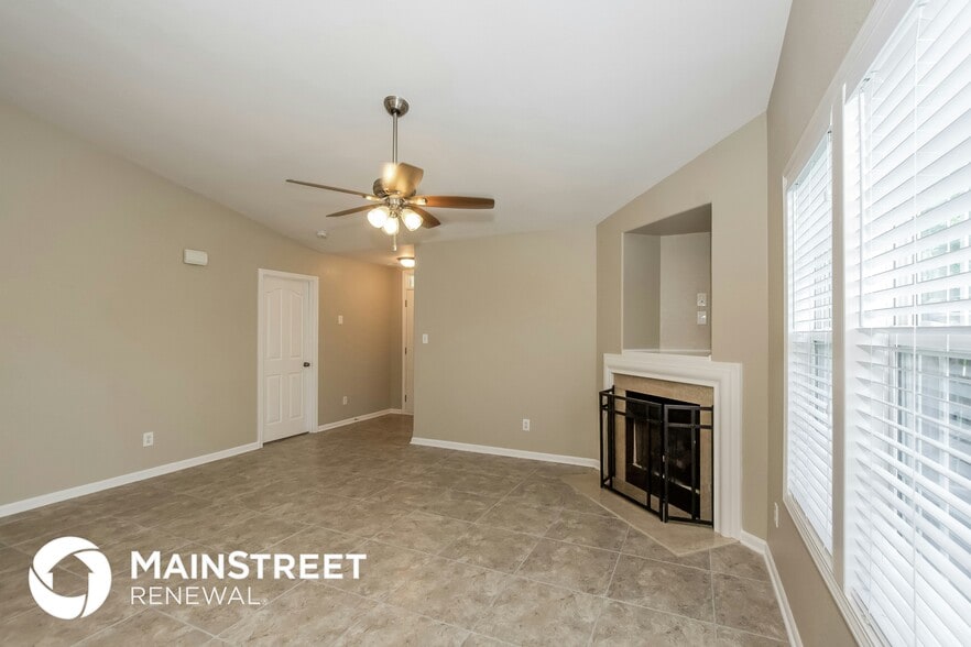 Building Photo - 3019 Great Falls Dr