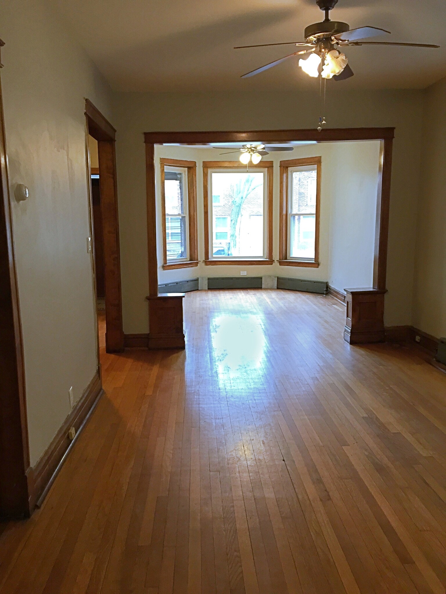 Building Photo - 5339 S Maryland Ave