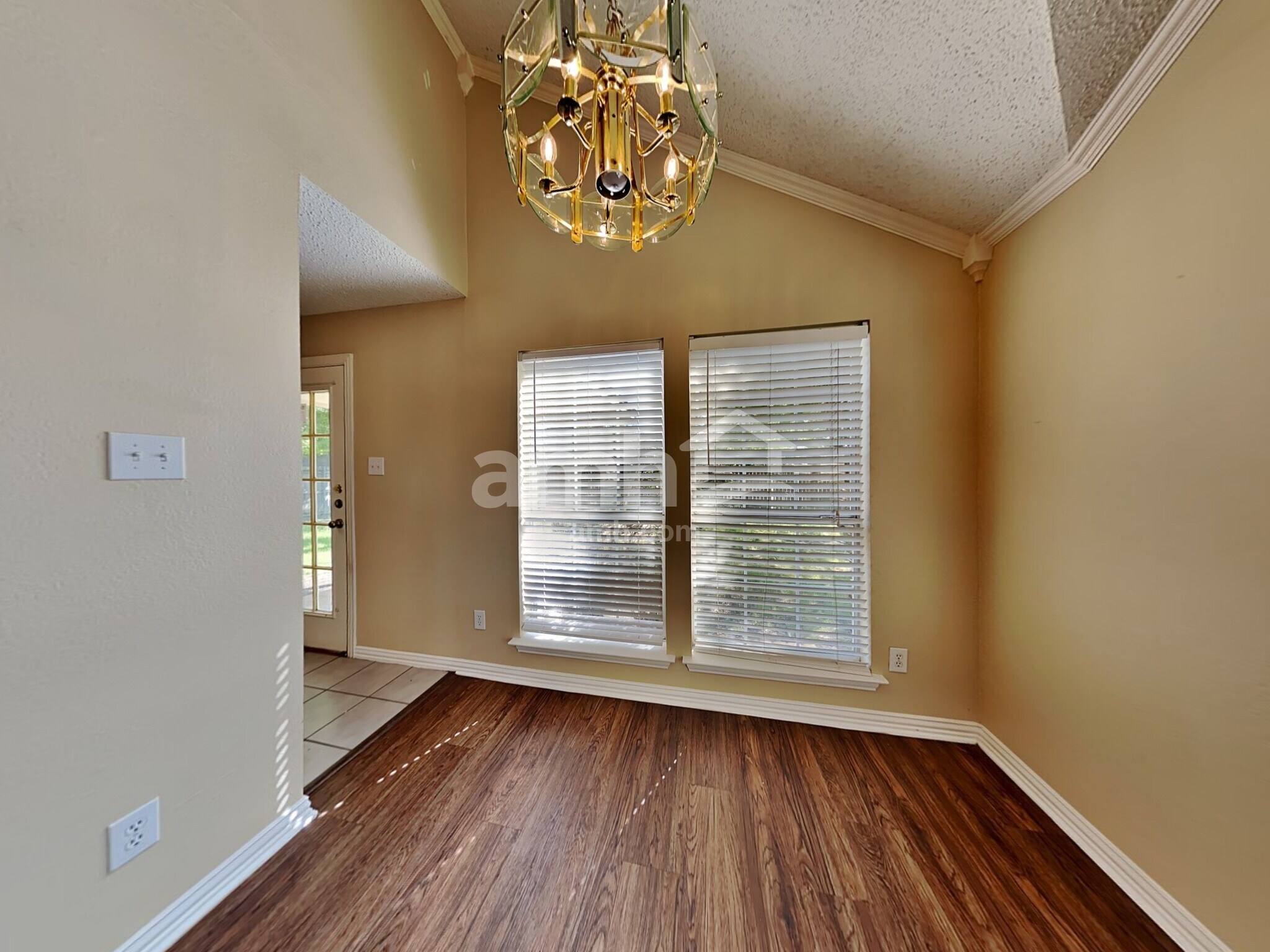 Building Photo - 3167 Lido Way