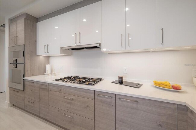 Building Photo - 2103 Bayshore Blvd