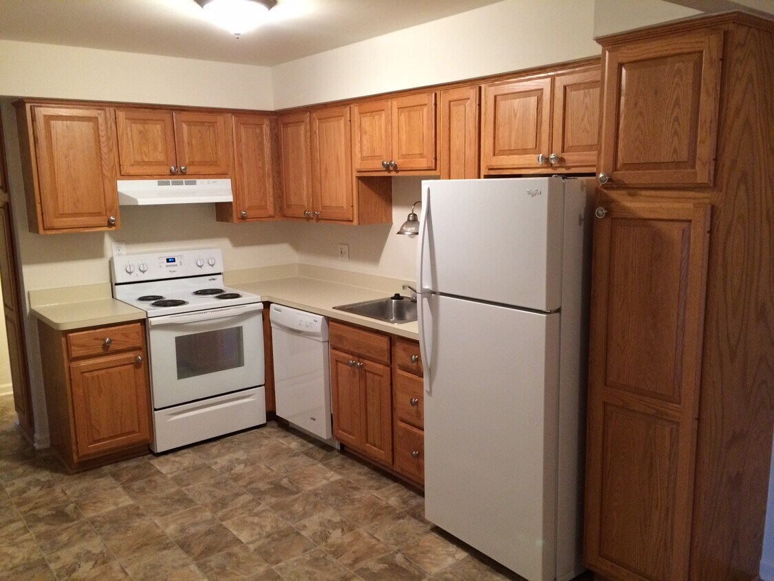 Sterling Commons 600 Sterling Heights Mi Apartment Finder