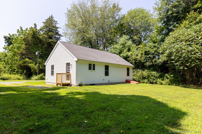 Building Photo - 9 Denmore Ln