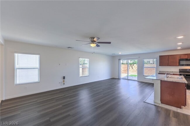 Building Photo - 4983 Angel Heart St
