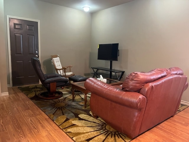 Building Photo - 504 W Moore St