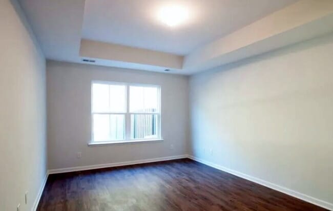 Building Photo - Conveniently located 3 bedroom, 2.5 bathroom townhome in The Commons subdivision