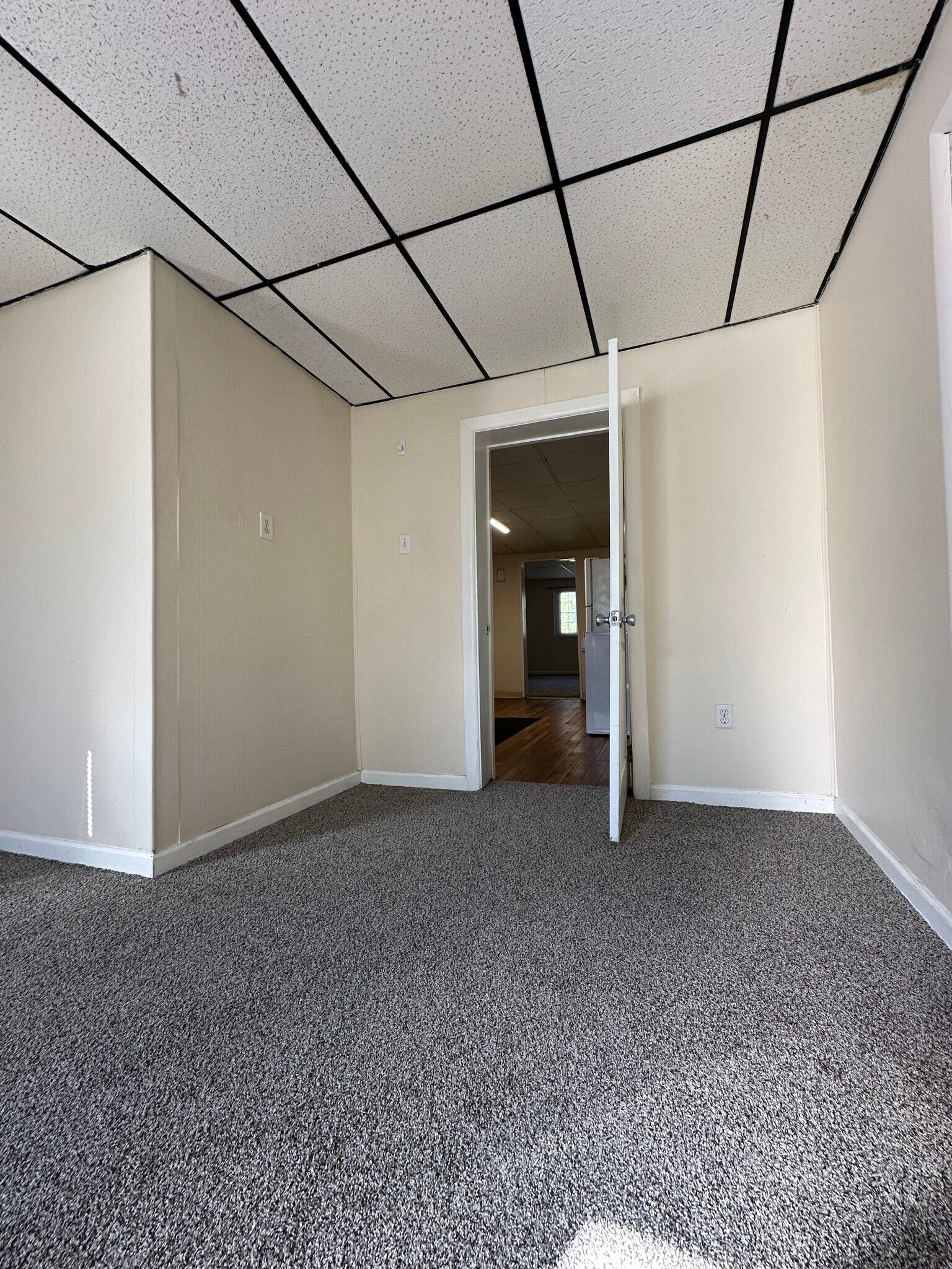 Building Photo - 134 Sherman St