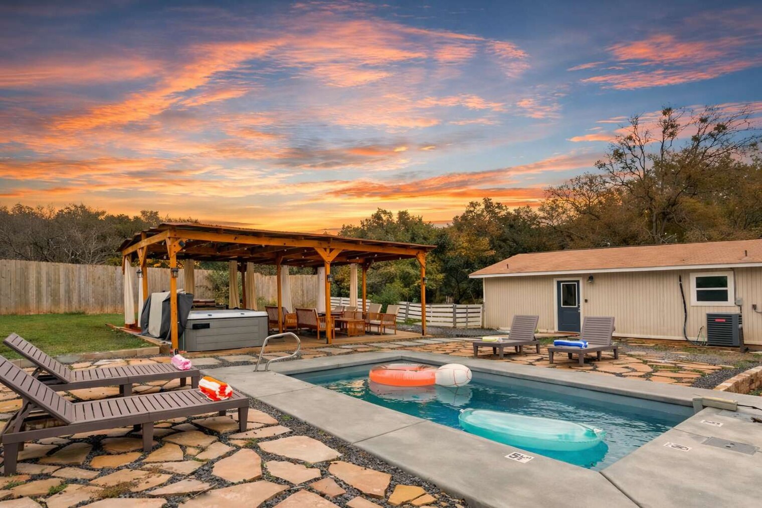 Building Photo - 13207 Easley Dr