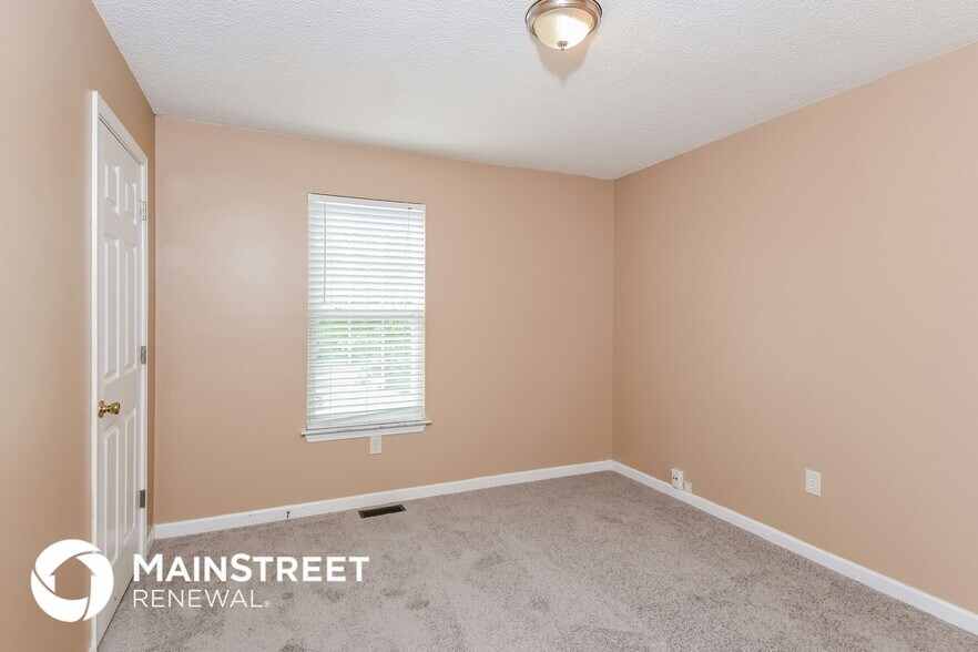 Building Photo - 3385 Slate Dr