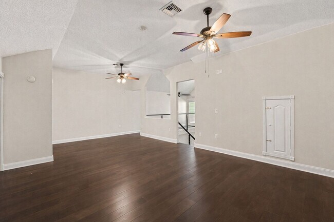 Building Photo - Waterfront Condo in Gulf Landings