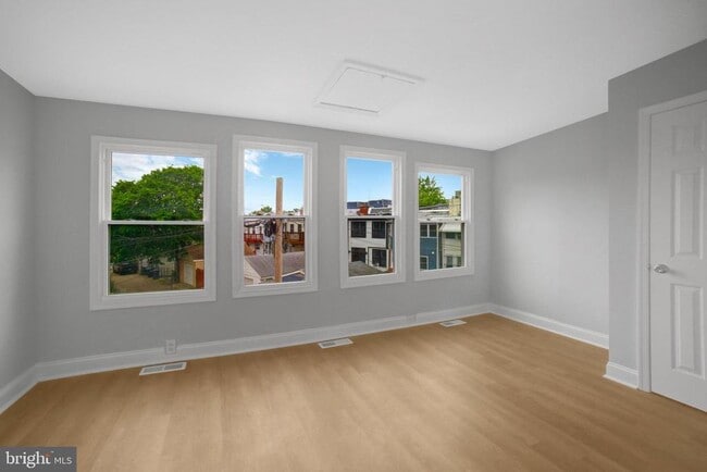 Building Photo - 330 Missouri Ave NW