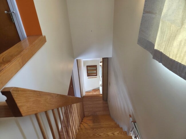 Building Photo - 112 Mountain River East Rd