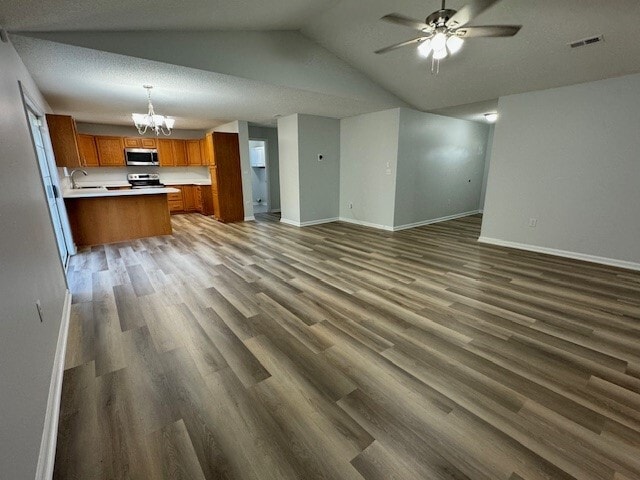 Building Photo - 481 E Victor Hill Rd