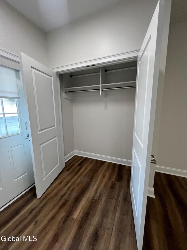 Building Photo - 60 Weibel Ave