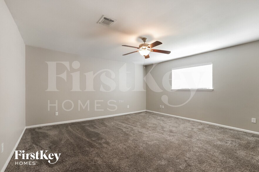 Building Photo - 17415 Rustic Pine Trail