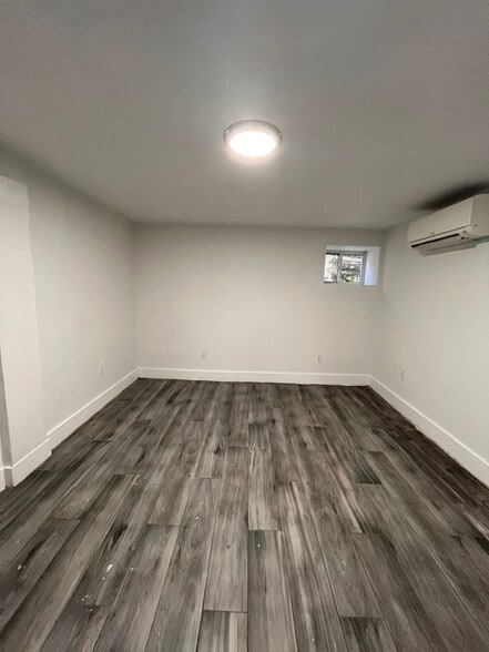 Building Photo - 271 Hancock Ave