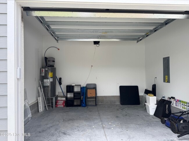 Building Photo - 1010 N Caswell Ave