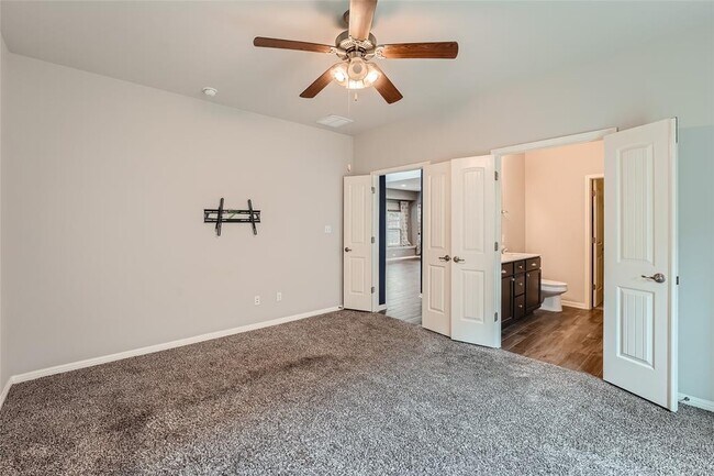 Building Photo - 803 Stampede Rd