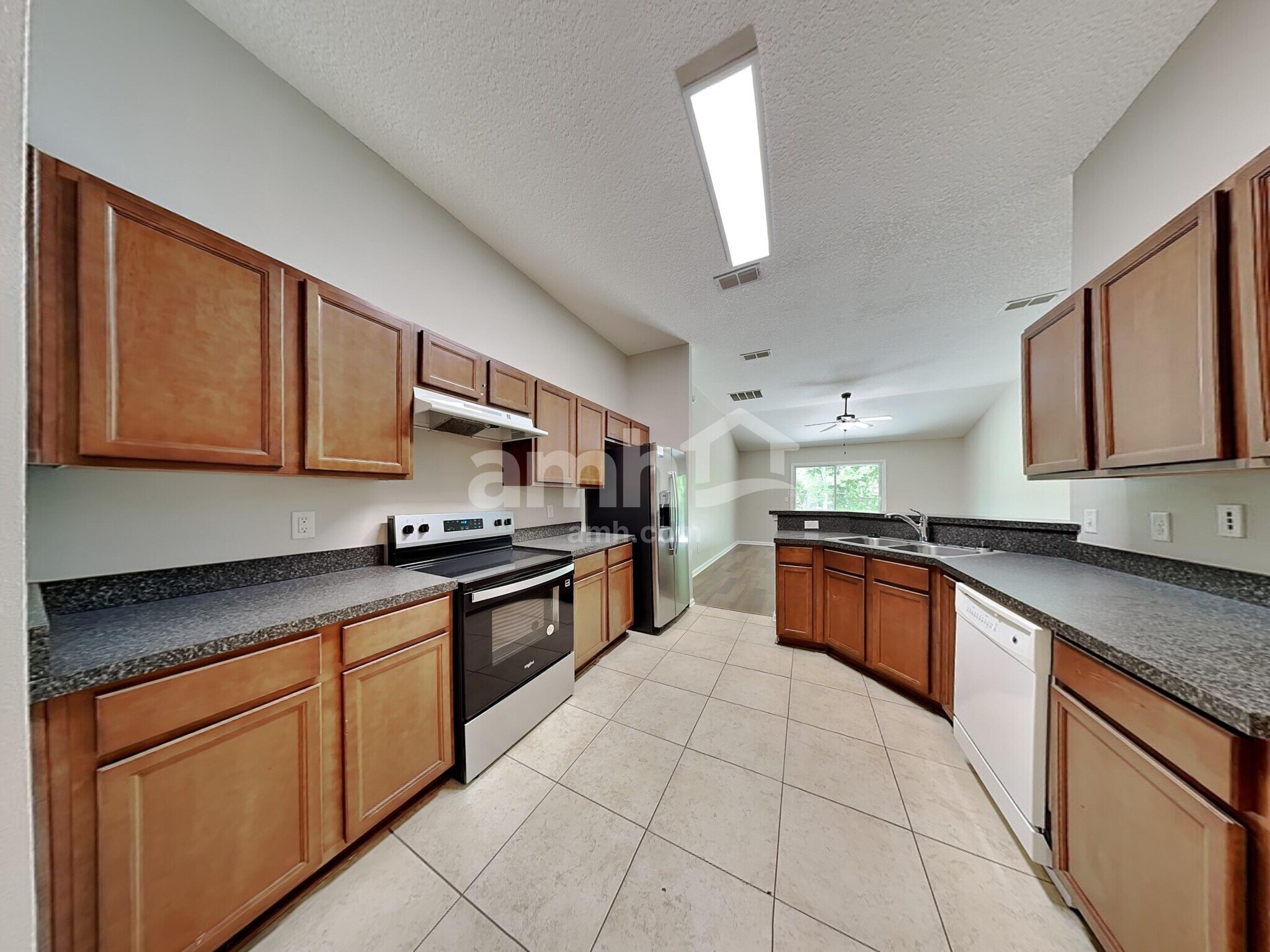 Building Photo - 96473 Commodore Point Dr