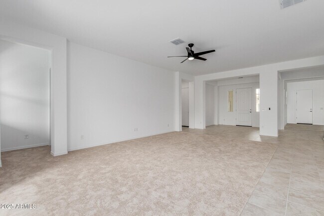 Building Photo - 8817 W Denton Ln