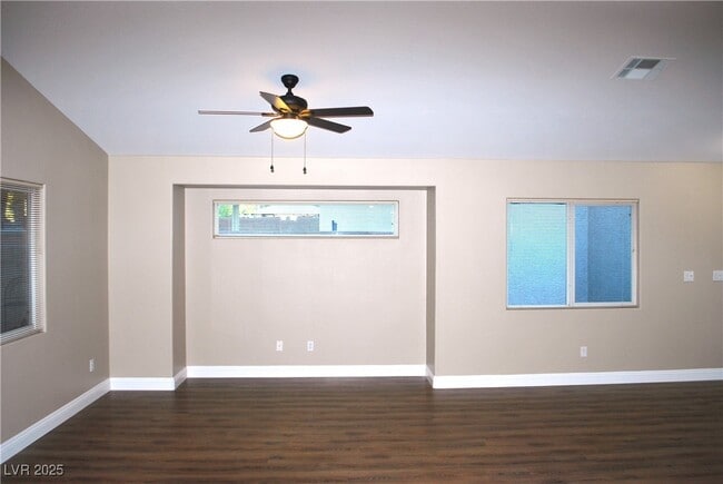 Building Photo - 9955 Burton Lake Ct