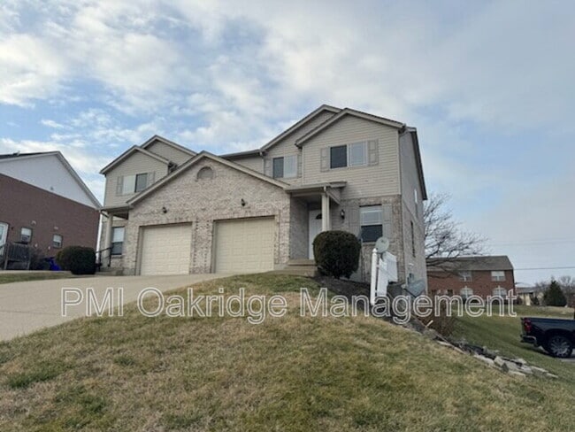 Building Photo - 749 Charlton Ct