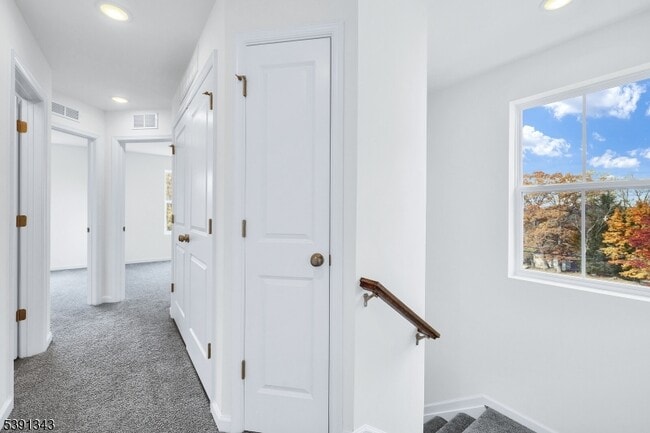 Building Photo - 1 Beirne Ln