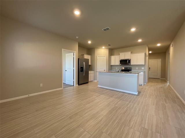 Building Photo - 364 Wildrose Cir