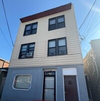 Building Photo - 1107 72nd St