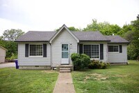 Building Photo - 3bd Home off Georgetown!