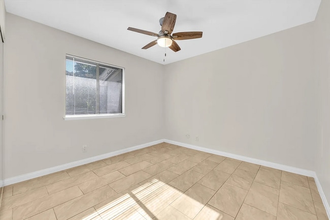 Building Photo - 1250 S Brookhurst St