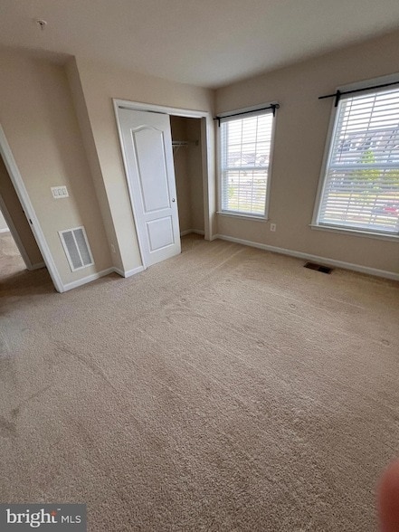 Building Photo - 42592 Sunset Ridge Square