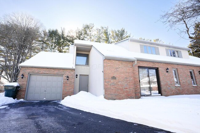 Building Photo - 6326 Tamworth Ct