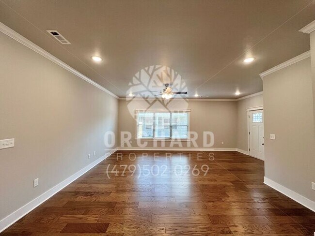 Building Photo - Tontitown | Kirkland Plan- 3 Bed/ 2 Bath w/ 2 Car Garage