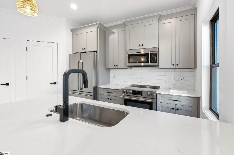 Building Photo - 112 Lepak Ln