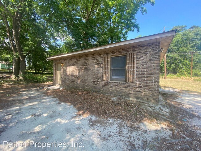 Building Photo - 3 br, 2 bath House - 2723 Dubard Street